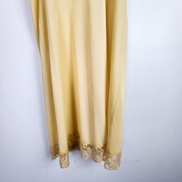 Vanity Fair Pale Yellow Slip Dress Size 32 or Small Indie Sleaze Night Luxe - Picture 6 of 6